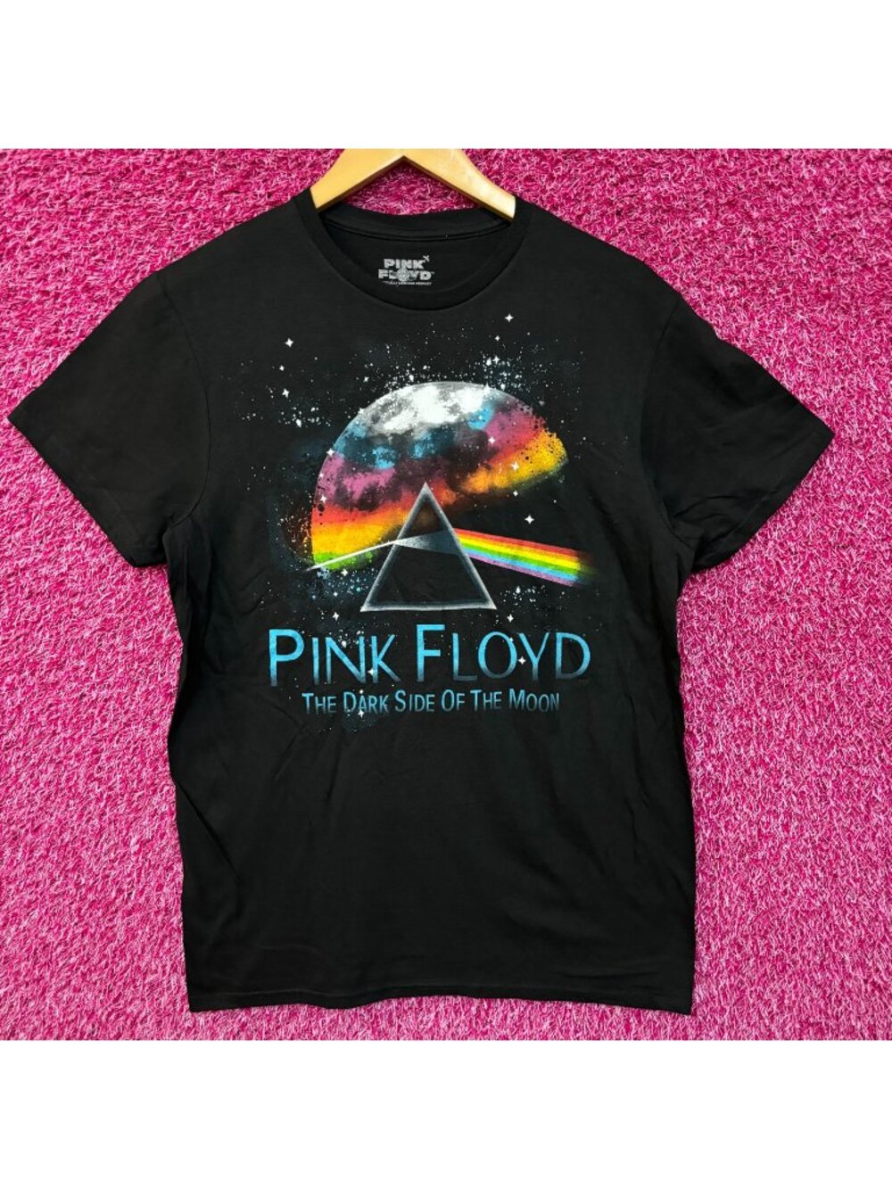 Pink Floyd Dark Side Of The Moon Rock Tshirt medium